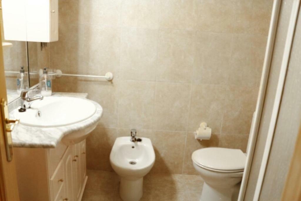 Casa Rural Los 2 Yugos Navaluenga Ngoại thất bức ảnh