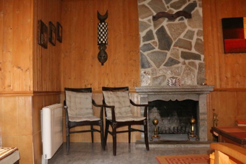 Casa Rural Los 2 Yugos Navaluenga Ngoại thất bức ảnh