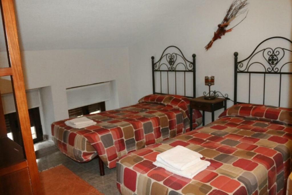 Casa Rural Los 2 Yugos Navaluenga Ngoại thất bức ảnh